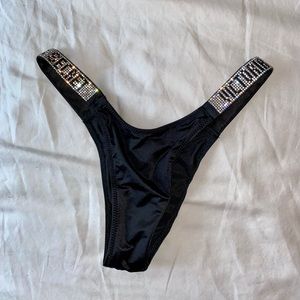 ♥️ SOLD ON DEPOP ♥️ check out my other listings!